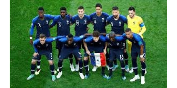 Ranskan joukkueen uusin pelipaidat numero